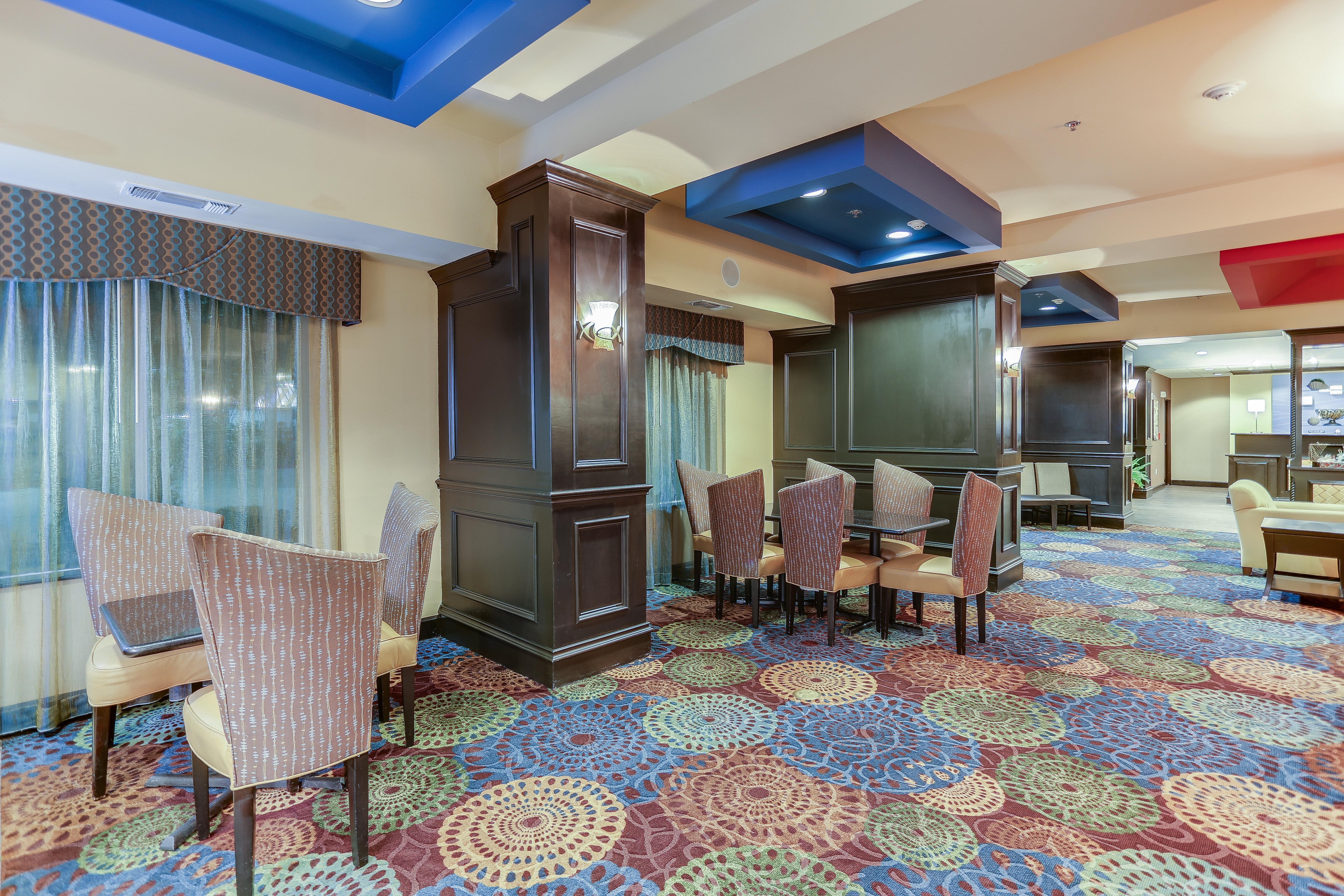 Holiday Inn Express Hotel & Suites Huntsville By Ihg Buitenkant foto