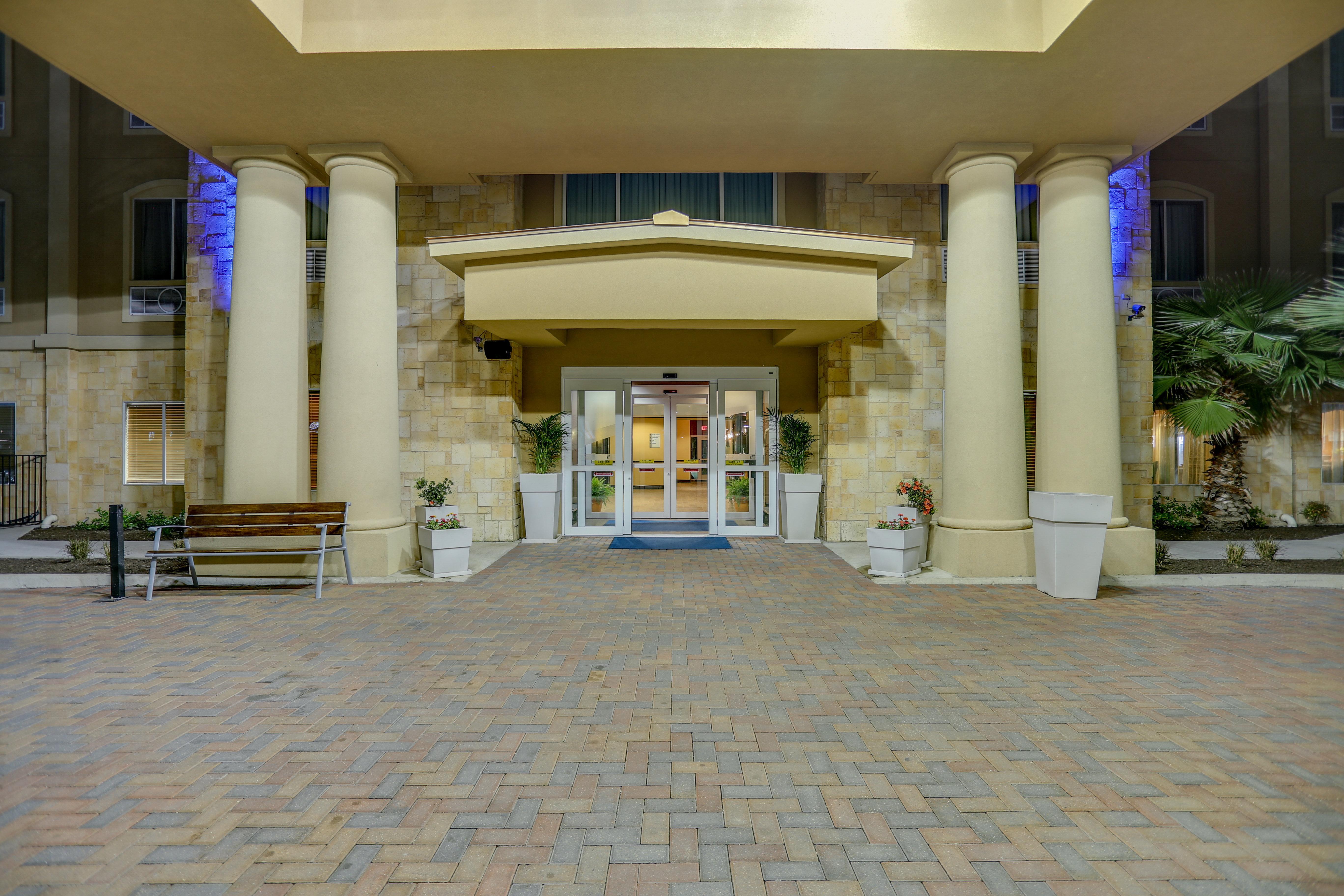 Holiday Inn Express Hotel & Suites Huntsville By Ihg Buitenkant foto