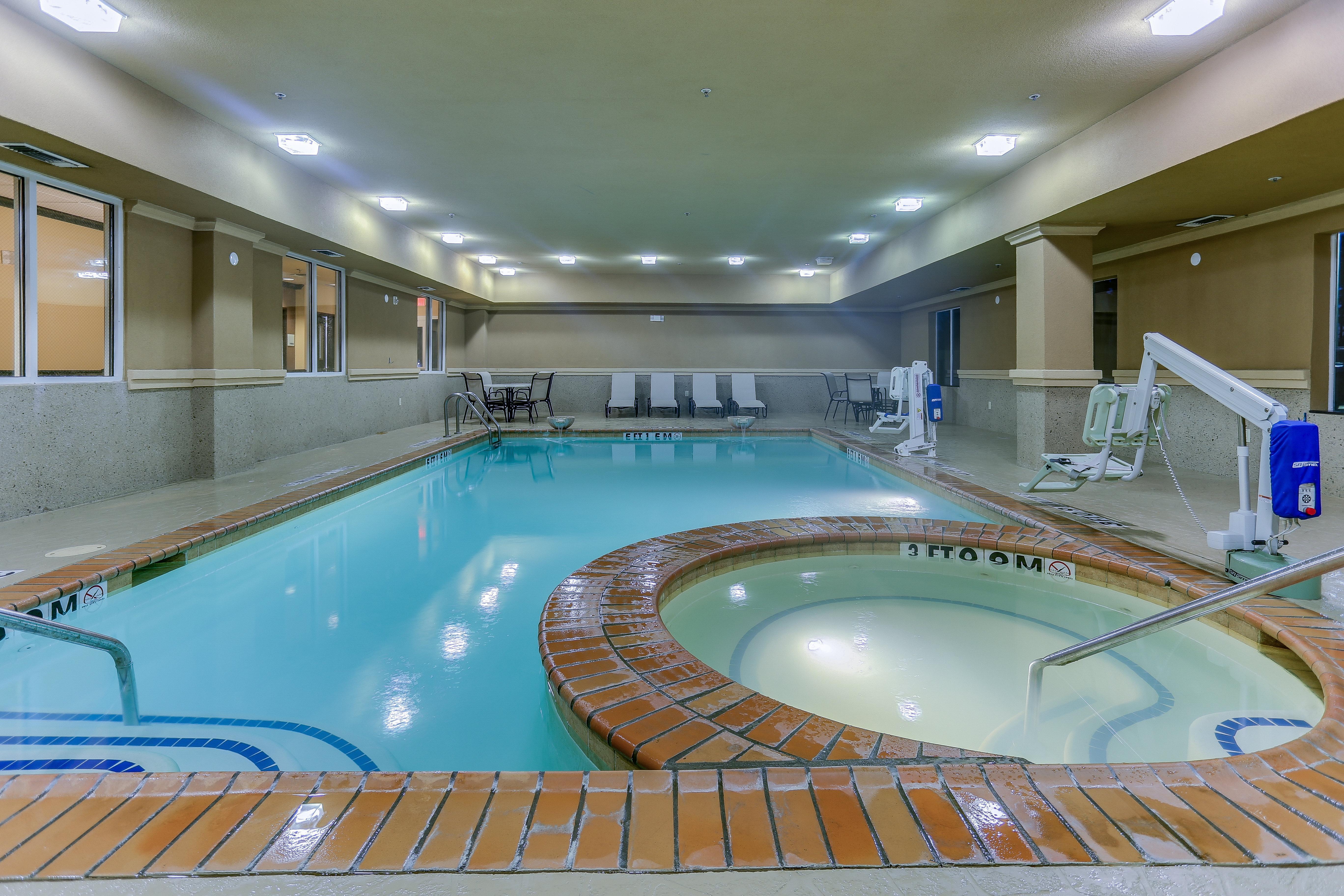 Holiday Inn Express Hotel & Suites Huntsville By Ihg Buitenkant foto