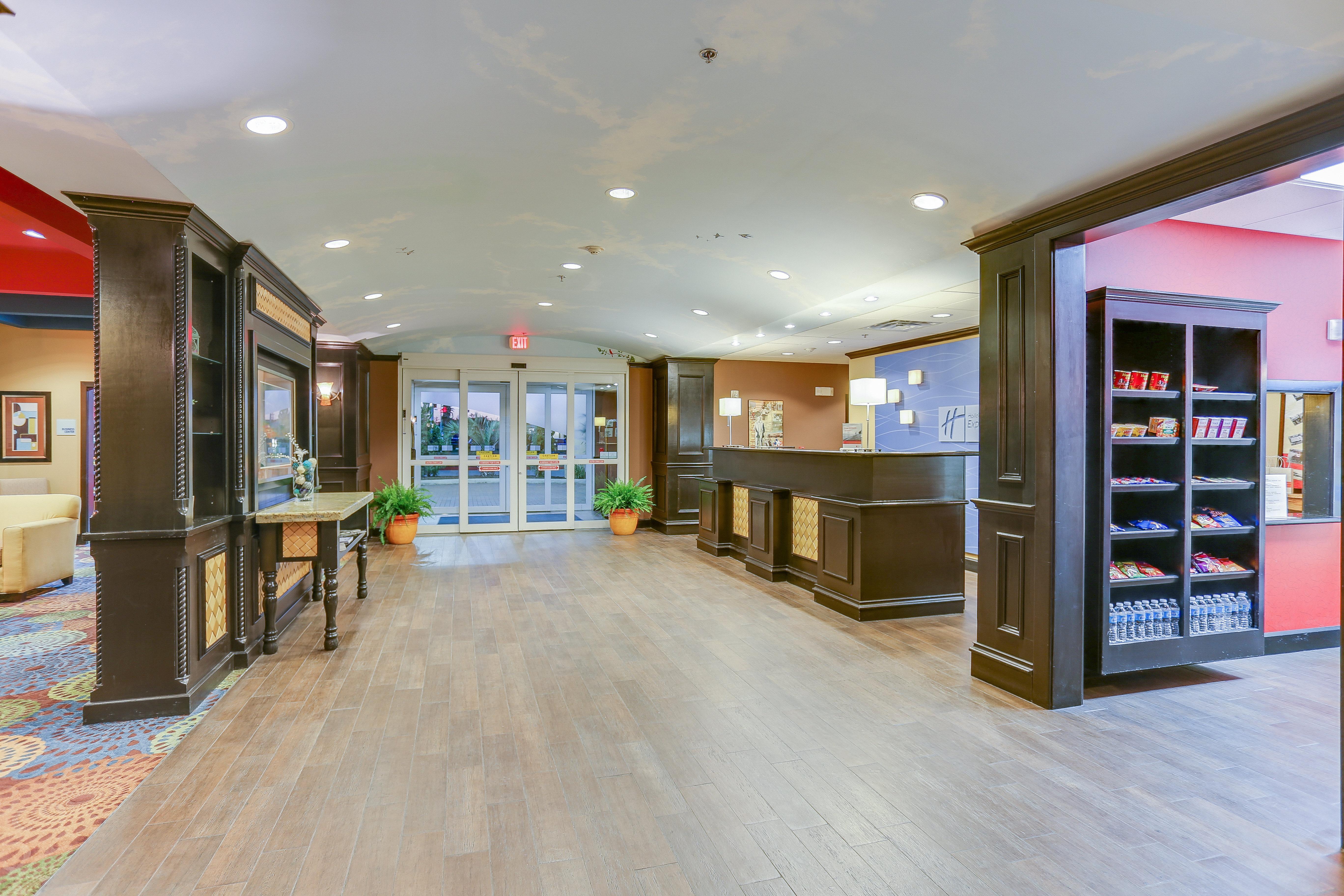 Holiday Inn Express Hotel & Suites Huntsville By Ihg Buitenkant foto