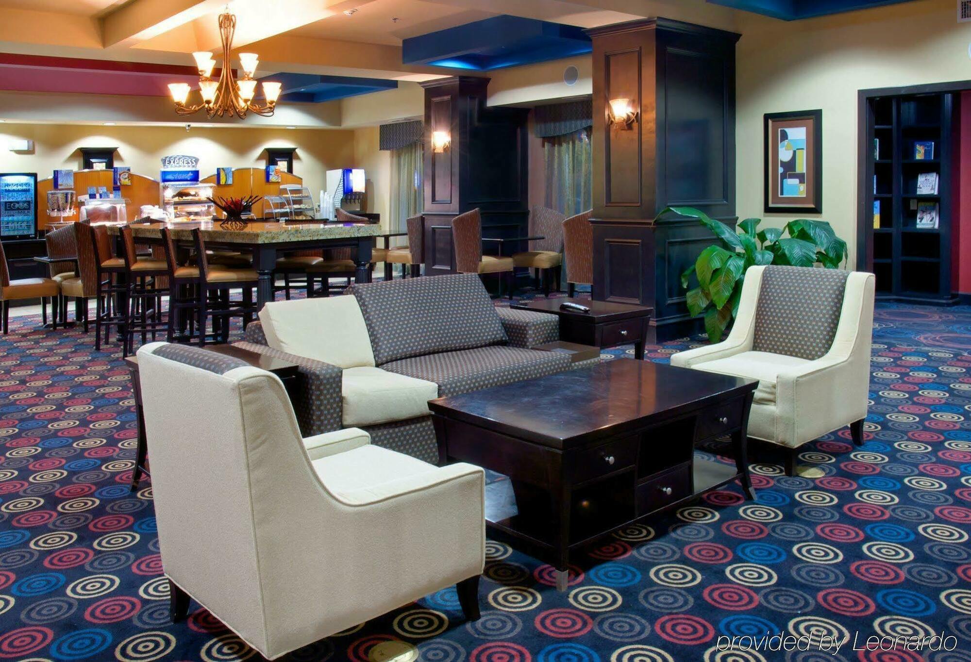 Holiday Inn Express Hotel & Suites Huntsville By Ihg Buitenkant foto